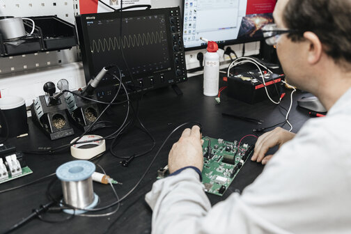 Electronics assembly ESD Electronics assembly ESD